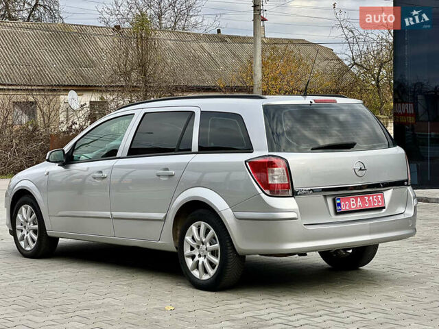 Опель Астра 2008 в Виннице на Automoto.ua Серый Опель Астра, объемом двигателя 1.8 л и пробегом 166 тыс. км за 6499 $, фото 20 на Automoto.ua