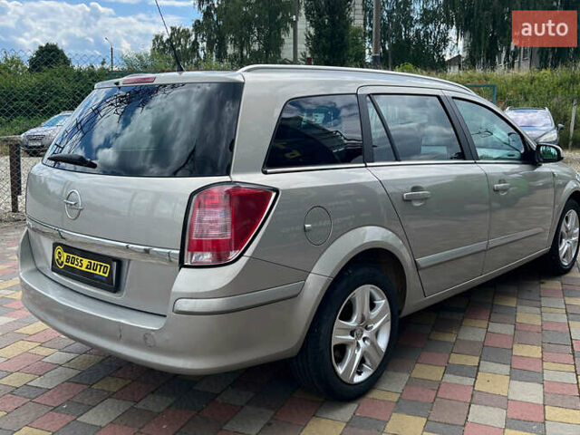 Серый Опель Астра, объемом двигателя 1.6 л и пробегом 200 тыс. км за 5800 $, фото 6 на Automoto.ua