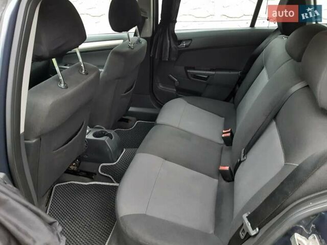 Сірий Опель Астра, об'ємом двигуна 1.6 л та пробігом 223 тис. км за 5000 $, фото 3 на Automoto.ua