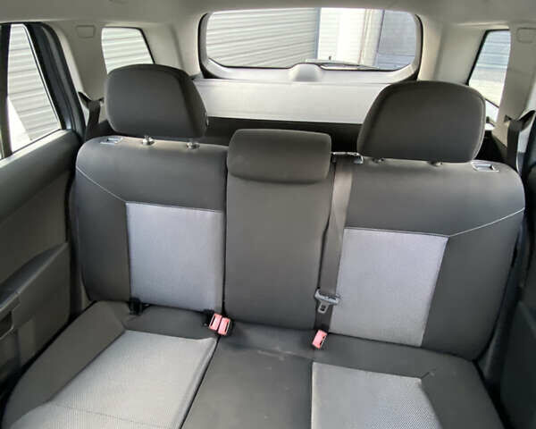 Серый Опель Астра, объемом двигателя 1.6 л и пробегом 214 тыс. км за 5700 $, фото 17 на Automoto.ua