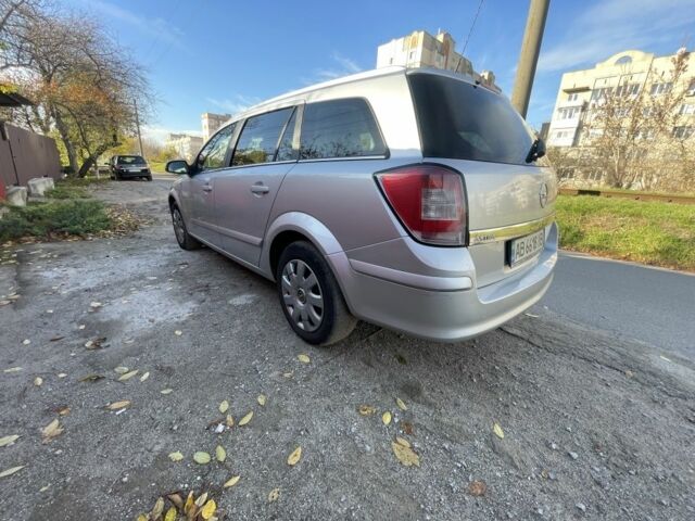 Сірий Опель Астра, об'ємом двигуна 1.6 л та пробігом 240 тис. км за 4800 $, фото 3 на Automoto.ua