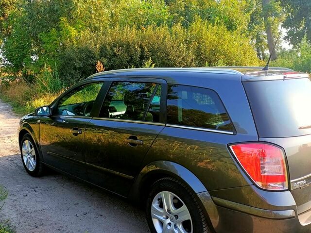 Сірий Опель Астра, об'ємом двигуна 1.6 л та пробігом 245 тис. км за 5800 $, фото 3 на Automoto.ua