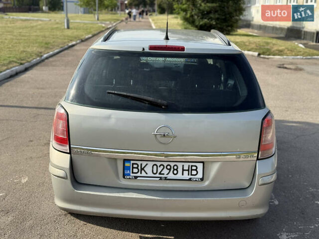 Сірий Опель Астра, об'ємом двигуна 1.91 л та пробігом 255 тис. км за 4200 $, фото 19 на Automoto.ua