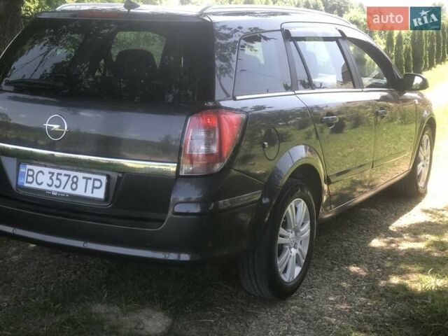 Серый Опель Астра, объемом двигателя 1.69 л и пробегом 278 тыс. км за 5900 $, фото 41 на Automoto.ua