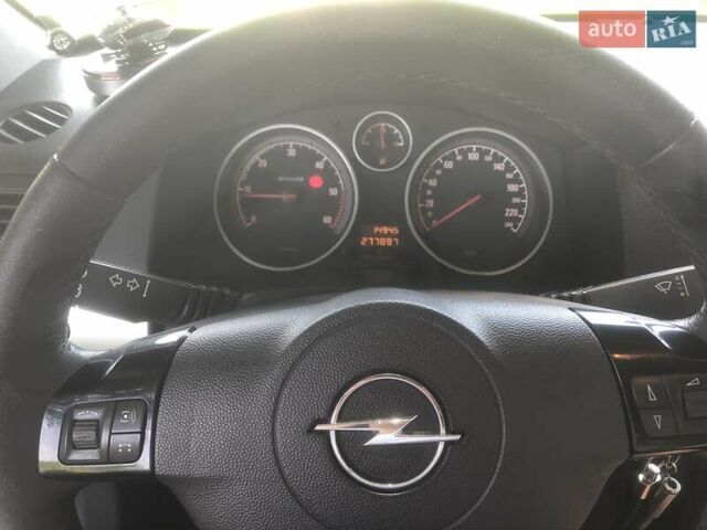 Серый Опель Астра, объемом двигателя 1.69 л и пробегом 278 тыс. км за 5900 $, фото 36 на Automoto.ua
