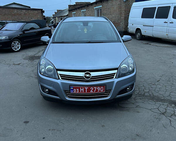 Серый Опель Астра, объемом двигателя 1.6 л и пробегом 191 тыс. км за 5200 $, фото 1 на Automoto.ua