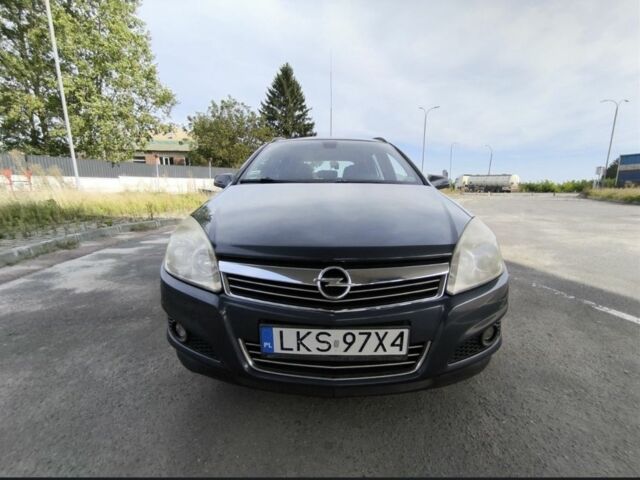 Серый Опель Астра, объемом двигателя 0 л и пробегом 279 тыс. км за 3100 $, фото 1 на Automoto.ua