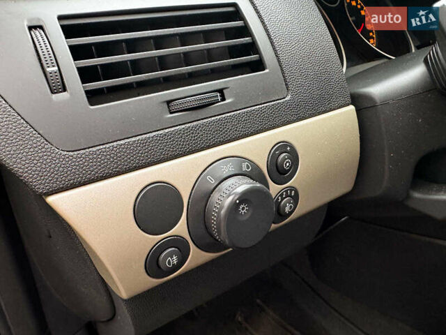 Серый Опель Астра, объемом двигателя 1.6 л и пробегом 197 тыс. км за 5990 $, фото 13 на Automoto.ua