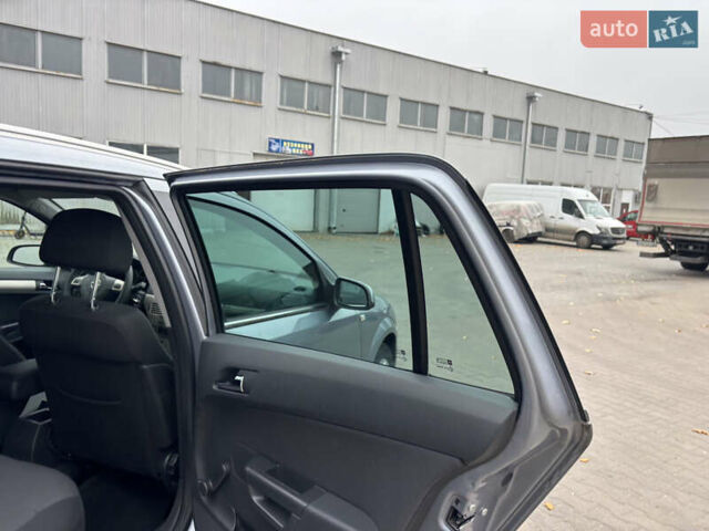 Сірий Опель Астра, об'ємом двигуна 1.6 л та пробігом 275 тис. км за 4999 $, фото 32 на Automoto.ua