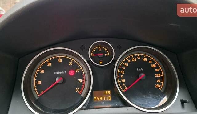 Сірий Опель Астра, об'ємом двигуна 1.6 л та пробігом 253 тис. км за 5500 $, фото 10 на Automoto.ua