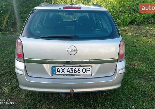 Серый Опель Астра, объемом двигателя 1.69 л и пробегом 308 тыс. км за 5500 $, фото 4 на Automoto.ua