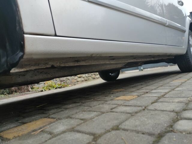 Серый Опель Астра, объемом двигателя 1.7 л и пробегом 215 тыс. км за 5249 $, фото 5 на Automoto.ua