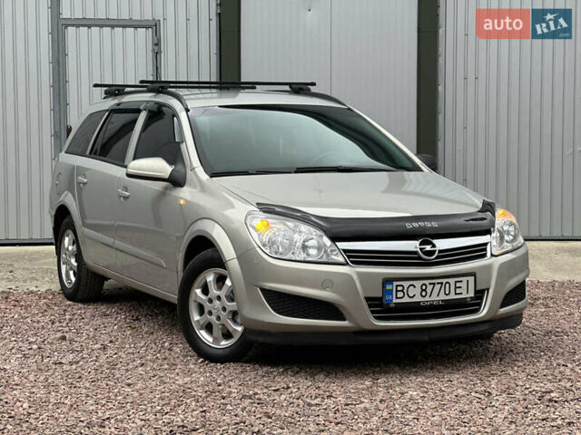 Опель Астра 2008 в Дрогобыче на Automoto.ua Серый Опель Астра, объемом двигателя 1.3 л и пробегом 270 тыс. км за 4450 $, фото 1 на Automoto.ua