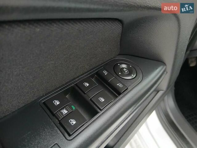 Серый Опель Астра, объемом двигателя 1.9 л и пробегом 244 тыс. км за 5299 $, фото 51 на Automoto.ua