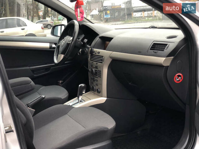 Серый Опель Астра, объемом двигателя 1.91 л и пробегом 278 тыс. км за 5700 $, фото 18 на Automoto.ua