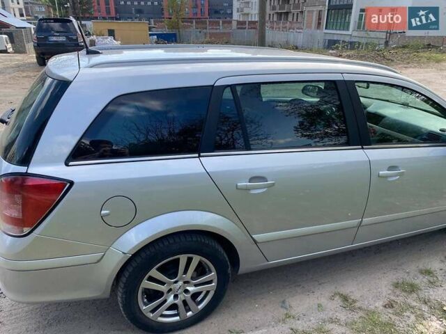 Сірий Опель Астра, об'ємом двигуна 1.7 л та пробігом 221 тис. км за 4800 $, фото 3 на Automoto.ua