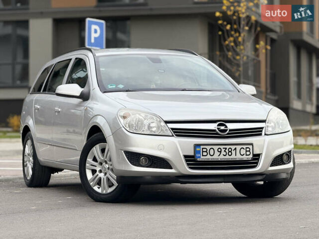 Серый Опель Астра, объемом двигателя 1.7 л и пробегом 228 тыс. км за 4899 $, фото 5 на Automoto.ua