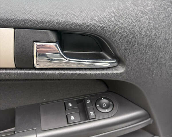 Серый Опель Астра, объемом двигателя 1.6 л и пробегом 215 тыс. км за 6000 $, фото 10 на Automoto.ua