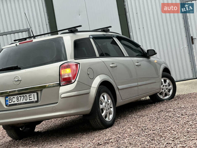 Опель Астра 2008 в Дрогобыче на Automoto.ua Серый Опель Астра, объемом двигателя 1.3 л и пробегом 270 тыс. км за 4450 $, фото 21 на Automoto.ua