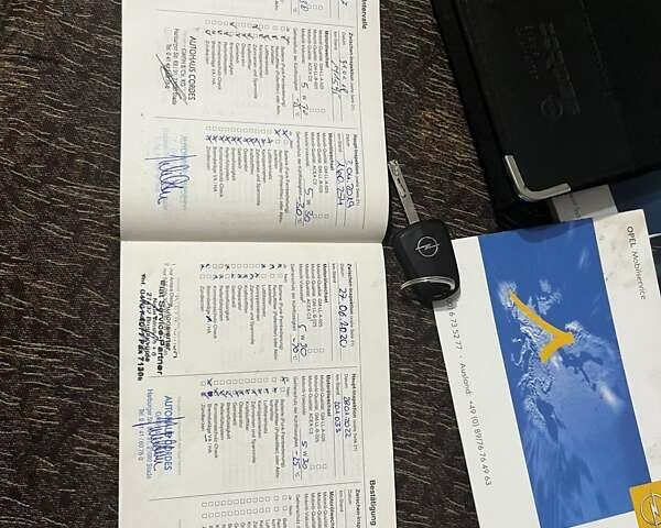 Серый Опель Астра, объемом двигателя 1.6 л и пробегом 251 тыс. км за 6100 $, фото 60 на Automoto.ua