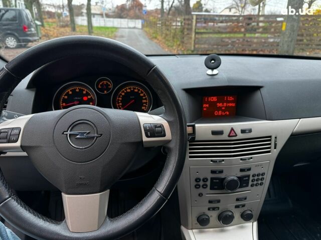 Серый Опель Астра, объемом двигателя 1.6 л и пробегом 197 тыс. км за 5990 $, фото 20 на Automoto.ua