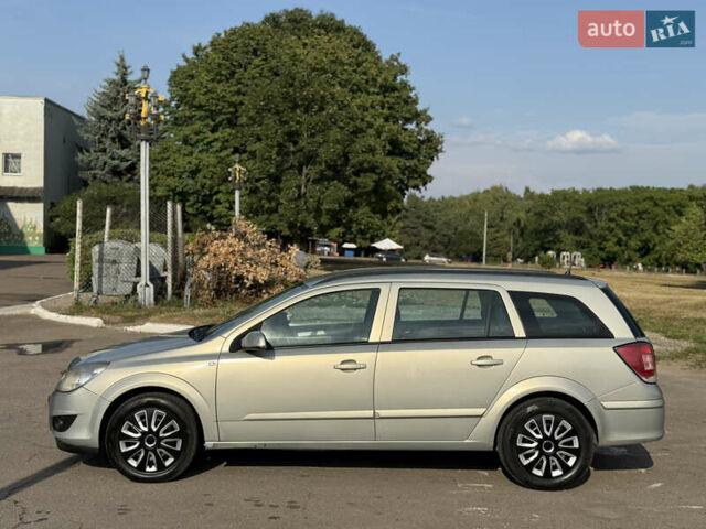 Сірий Опель Астра, об'ємом двигуна 1.91 л та пробігом 255 тис. км за 4200 $, фото 21 на Automoto.ua