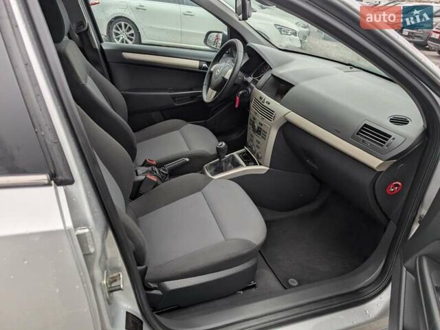 Серый Опель Астра, объемом двигателя 0 л и пробегом 240 тыс. км за 4850 $, фото 38 на Automoto.ua