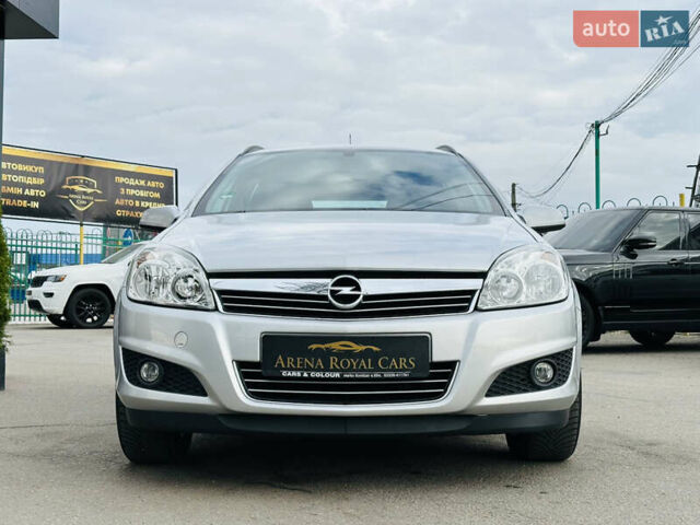 Серый Опель Астра, объемом двигателя 1.6 л и пробегом 154 тыс. км за 7200 $, фото 6 на Automoto.ua