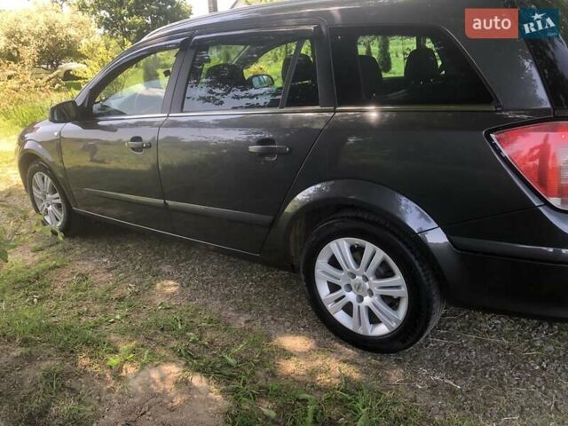 Серый Опель Астра, объемом двигателя 1.69 л и пробегом 278 тыс. км за 5900 $, фото 21 на Automoto.ua