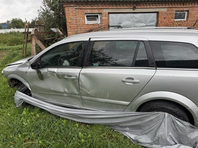 Сірий Опель Астра, об'ємом двигуна 1.3 л та пробігом 275 тис. км за 1600 $, фото 4 на Automoto.ua
