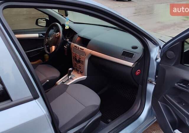 Сірий Опель Астра, об'ємом двигуна 1.9 л та пробігом 255 тис. км за 6200 $, фото 8 на Automoto.ua