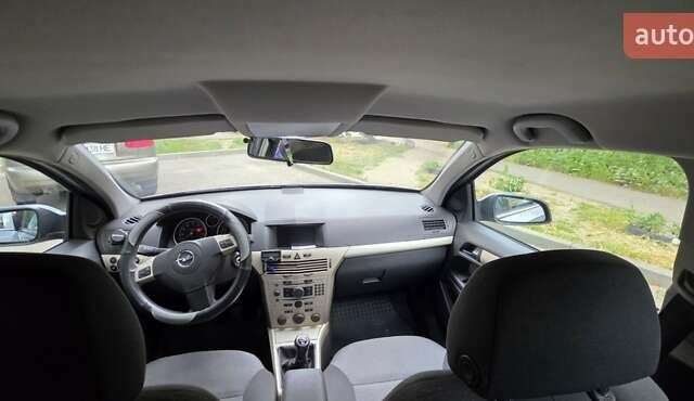 Сірий Опель Астра, об'ємом двигуна 1.6 л та пробігом 253 тис. км за 5500 $, фото 14 на Automoto.ua