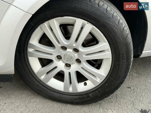 Серый Опель Астра, объемом двигателя 1.7 л и пробегом 228 тыс. км за 4899 $, фото 35 на Automoto.ua