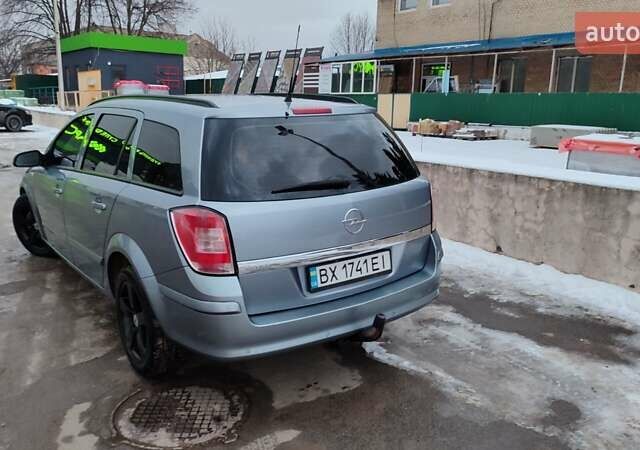 Сірий Опель Астра, об'ємом двигуна 1.9 л та пробігом 255 тис. км за 6200 $, фото 4 на Automoto.ua