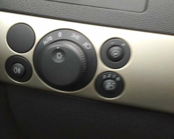 Серый Опель Астра, объемом двигателя 1.6 л и пробегом 145 тыс. км за 4300 $, фото 11 на Automoto.ua