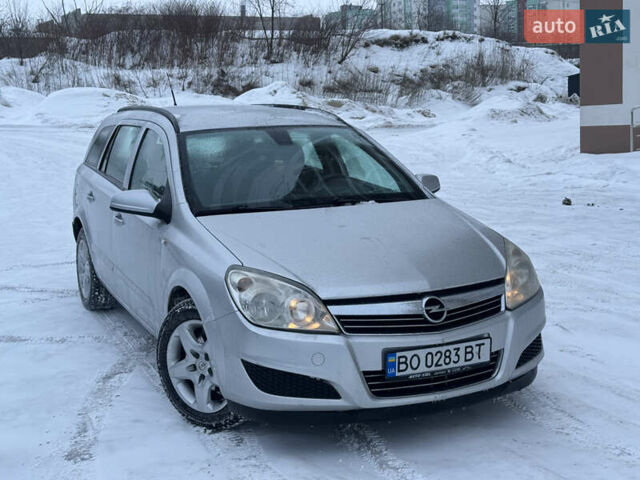 Сірий Опель Астра, об'ємом двигуна 1.69 л та пробігом 360 тис. км за 4200 $, фото 1 на Automoto.ua