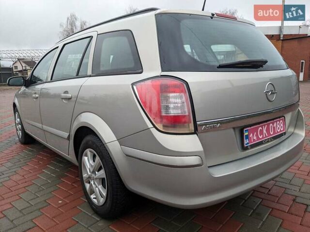 Серый Опель Астра, объемом двигателя 1.6 л и пробегом 240 тыс. км за 5750 $, фото 21 на Automoto.ua