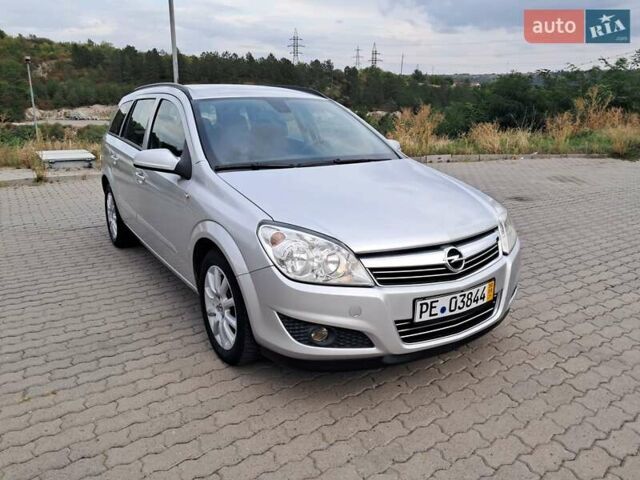 Сірий Опель Астра, об'ємом двигуна 1.6 л та пробігом 216 тис. км за 5400 $, фото 21 на Automoto.ua