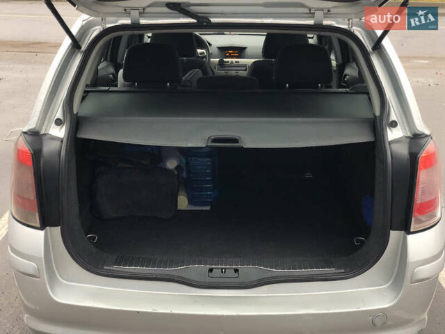 Серый Опель Астра, объемом двигателя 1.91 л и пробегом 278 тыс. км за 5700 $, фото 17 на Automoto.ua