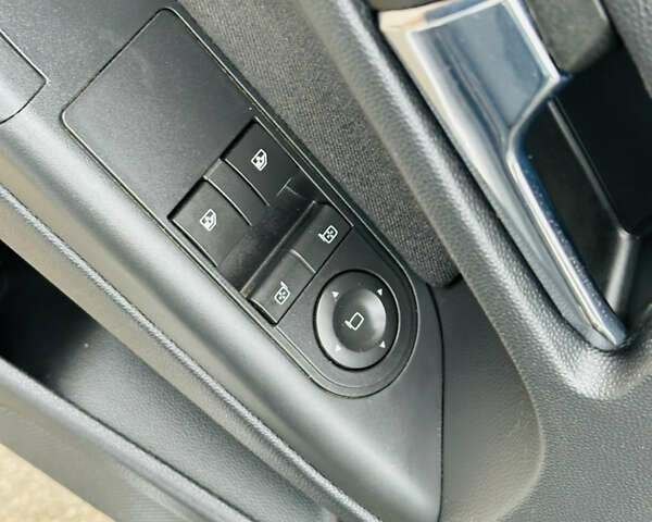 Серый Опель Астра, объемом двигателя 1.6 л и пробегом 154 тыс. км за 7200 $, фото 26 на Automoto.ua