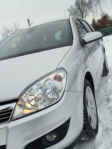 Серый Опель Астра, объемом двигателя 1.6 л и пробегом 189 тыс. км за 6150 $, фото 18 на Automoto.ua