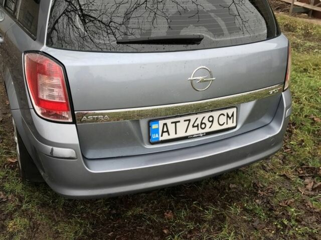 Сірий Опель Астра, об'ємом двигуна 1.7 л та пробігом 186 тис. км за 5200 $, фото 2 на Automoto.ua