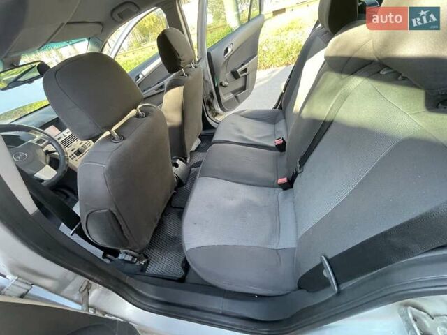 Серый Опель Астра, объемом двигателя 1.6 л и пробегом 240 тыс. км за 4800 $, фото 25 на Automoto.ua