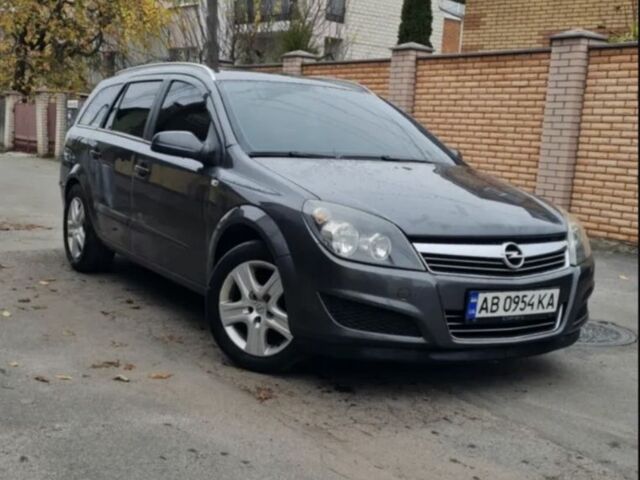 Сірий Опель Астра, об'ємом двигуна 1.6 л та пробігом 230 тис. км за 5400 $, фото 4 на Automoto.ua