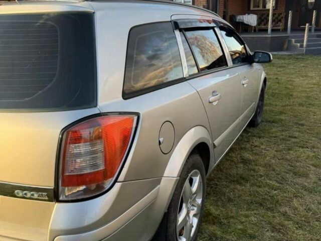 Серый Опель Астра, объемом двигателя 1.9 л и пробегом 253 тыс. км за 5200 $, фото 2 на Automoto.ua