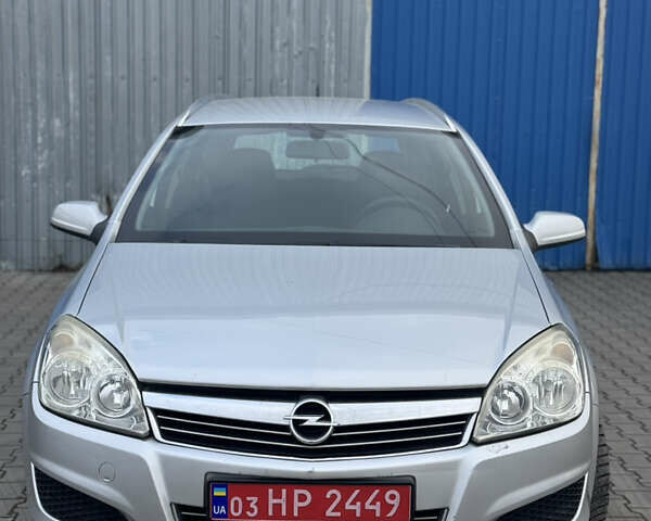 Сірий Опель Астра, об'ємом двигуна 1.6 л та пробігом 248 тис. км за 5100 $, фото 1 на Automoto.ua