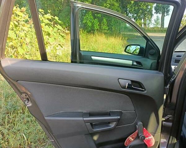 Сірий Опель Астра, об'ємом двигуна 1.6 л та пробігом 244 тис. км за 6100 $, фото 15 на Automoto.ua