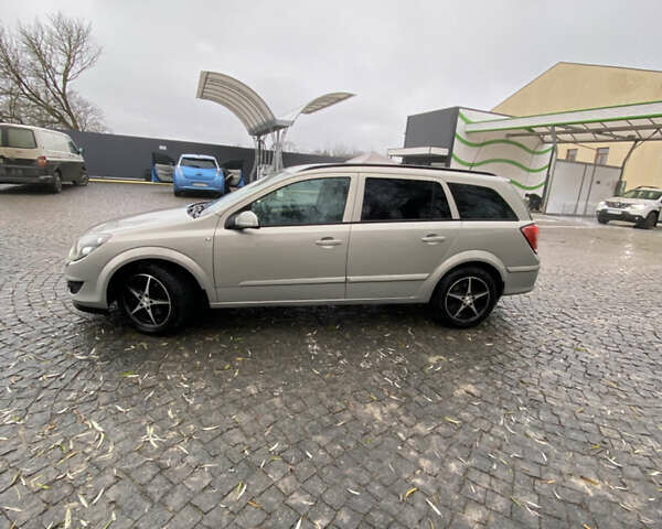 Серый Опель Астра, объемом двигателя 1.6 л и пробегом 196 тыс. км за 6000 $, фото 6 на Automoto.ua