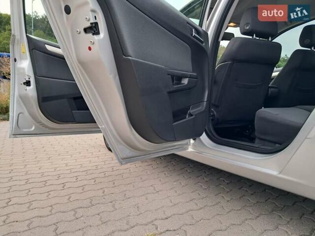 Сірий Опель Астра, об'ємом двигуна 1.6 л та пробігом 216 тис. км за 5400 $, фото 35 на Automoto.ua
