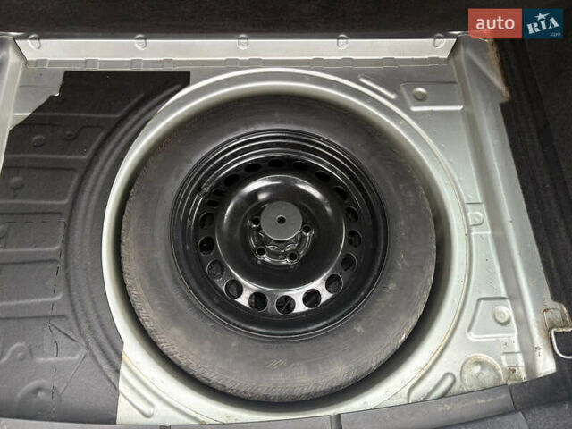 Серый Опель Астра, объемом двигателя 1.6 л и пробегом 215 тыс. км за 6000 $, фото 27 на Automoto.ua